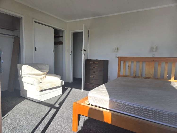 Room 1/528 Papamoa Beach Road_0