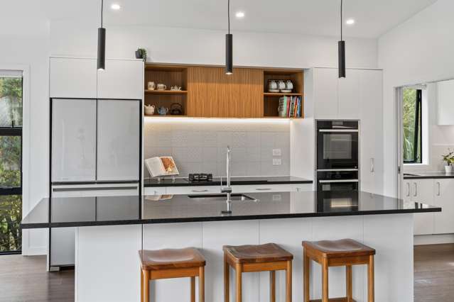 2 Odlin Lane Red Beach_2