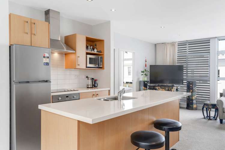1G/1C Queen Mary Avenue Epsom_9