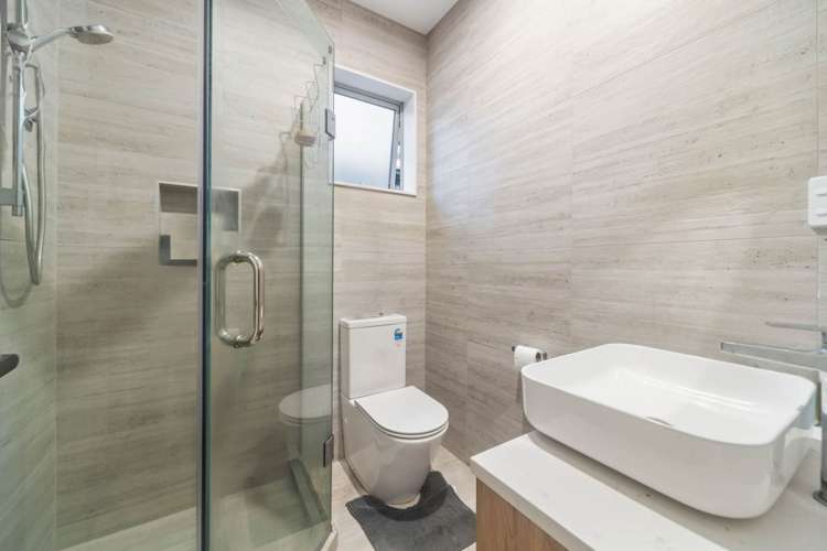 20 Paripari Street Flat Bush_23