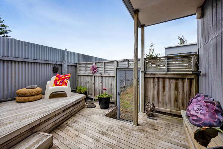 14 West Quay Waitara_13