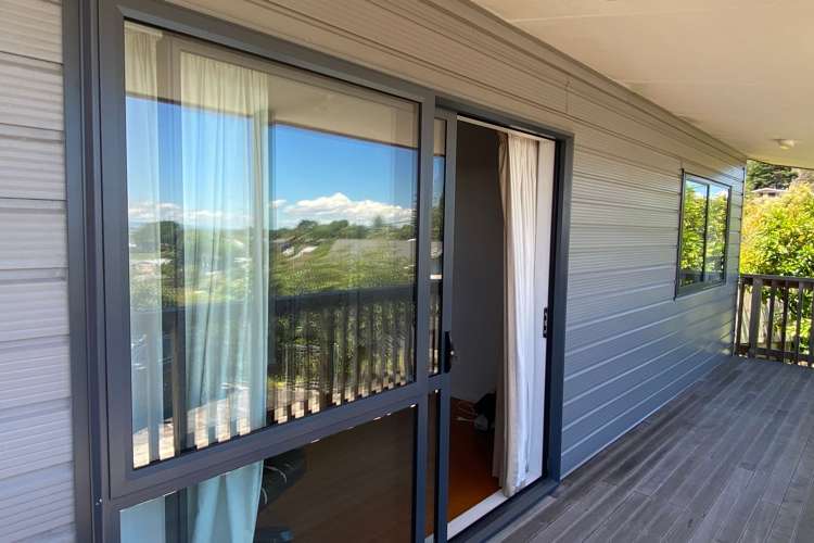 905 Sealey Street Thames_12