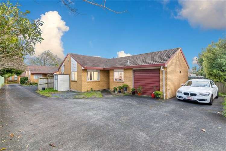 240 Te Atatu Road Te Atatu South_13