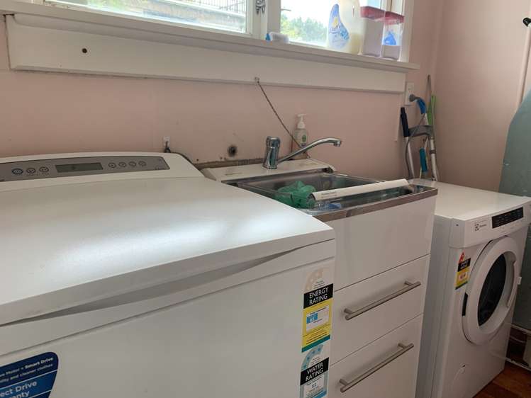 68 Wilson Road Balclutha_16