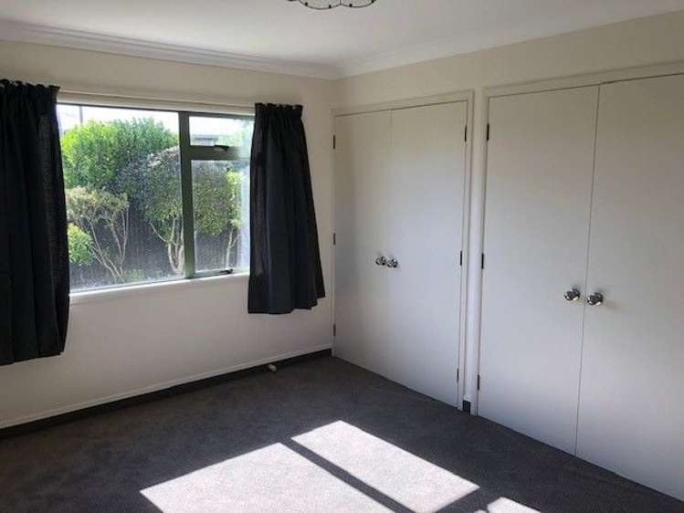 2/68A Guppy Road Greenmeadows_13