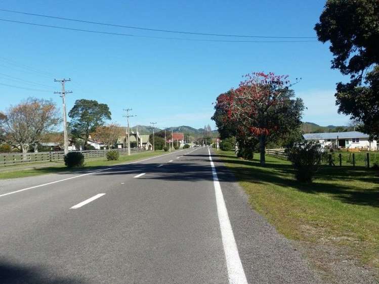 3 Cook Street Tolaga Bay_6