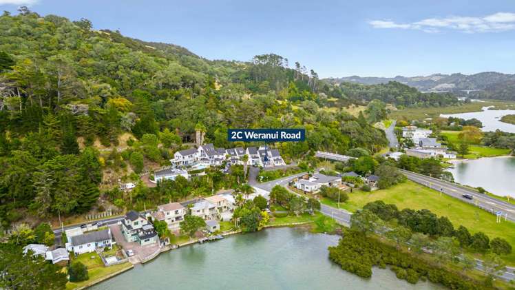 2C Weranui Road Waiwera_27