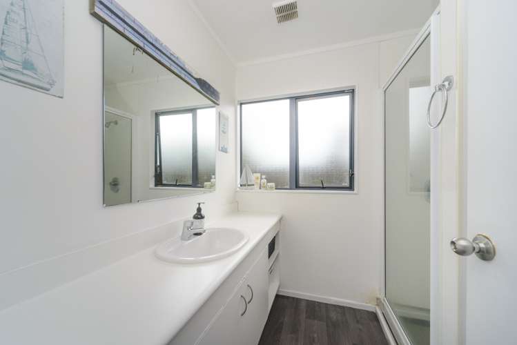 92 Cook Street Palmerston North Central_13