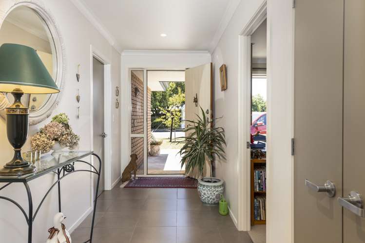 4 Easthaven Place Redwoodtown_11