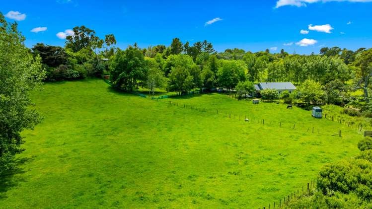 5a Country Club Lane Waiuku_29