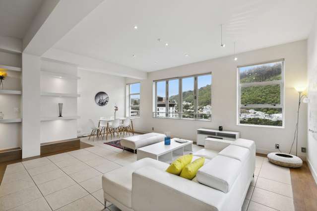 Affordable Thorndon Penthouse. BEO $500,000