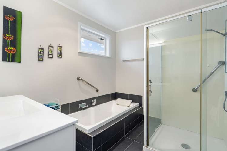 25 Tapper Crescent Tikipunga_11