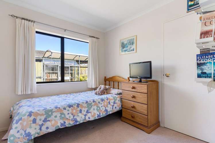 40 Nuneaton Drive Flat Bush_9