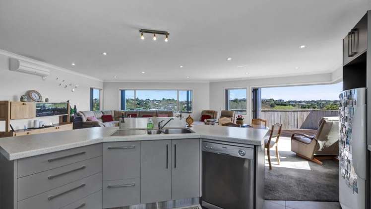 4A Marchant Place Westown_11