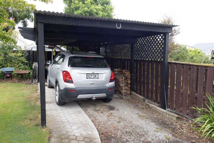 15 Churchill Avenue Allenton_22