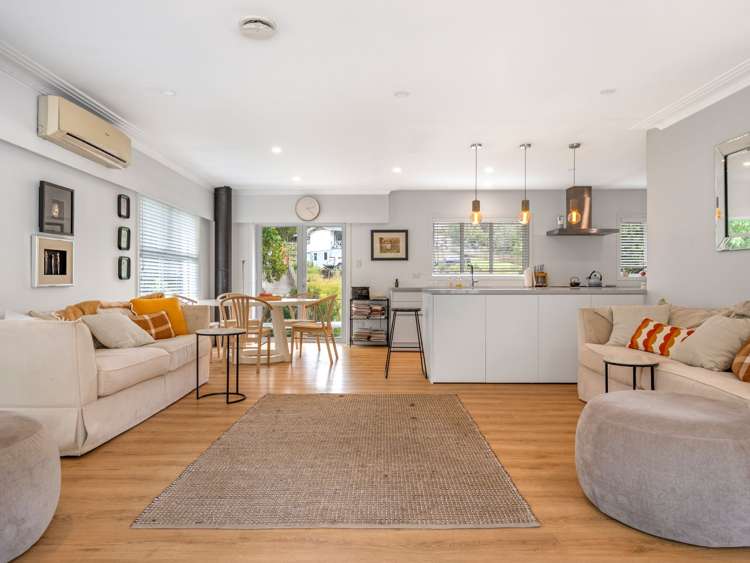 13 Hartles Place Mellons Bay_2