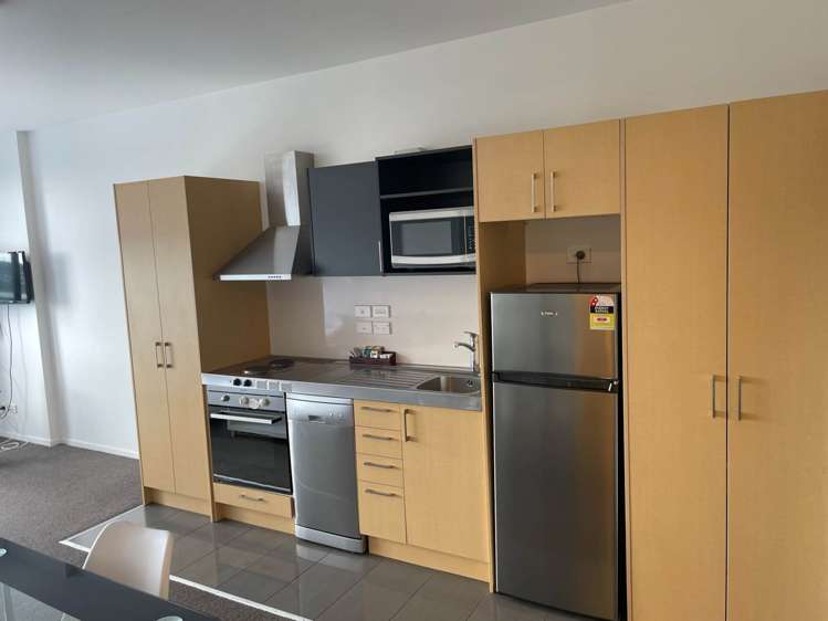 1008/17 Putney Way Manukau_2