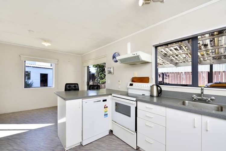 16 Lord Rutherford Road Brightwater_1