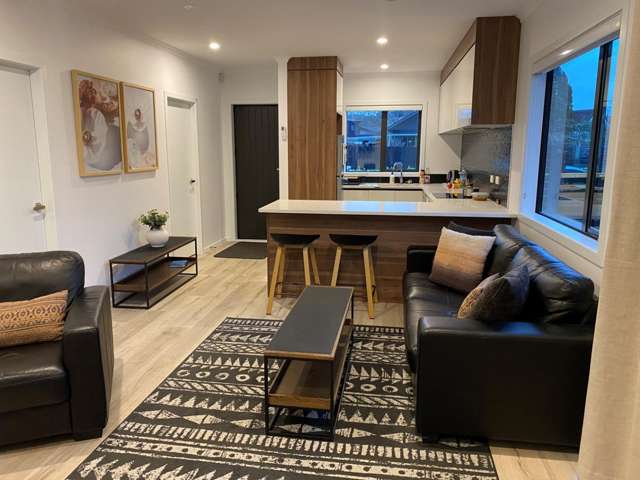 1A/23 Hibiscus Avenue Hamilton Lake_4