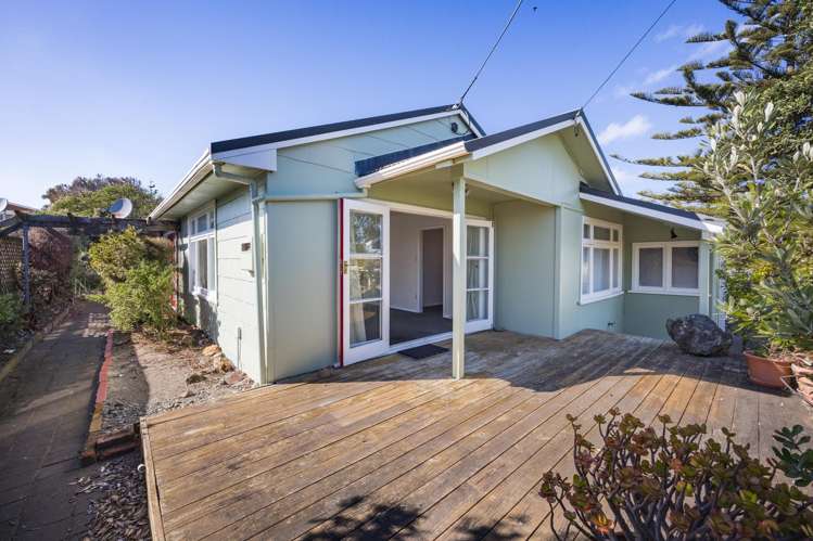 25 Raukawa Street Himatangi Beach_26