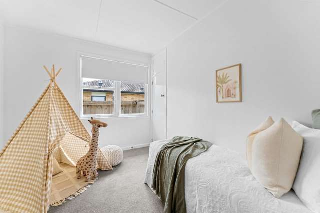 16 Wembury Grove Parkvale_4