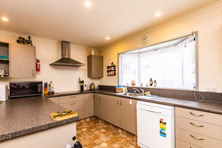 6 Magee Road Dipton_5