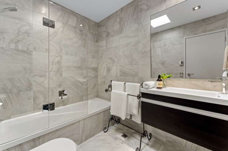 441c Beach Road Mairangi Bay_19