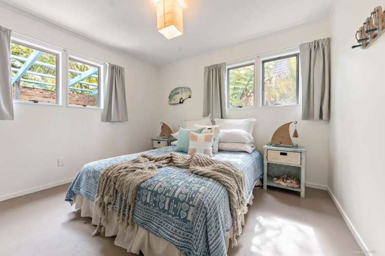 20 Tasman View Road Bethells Beach_12