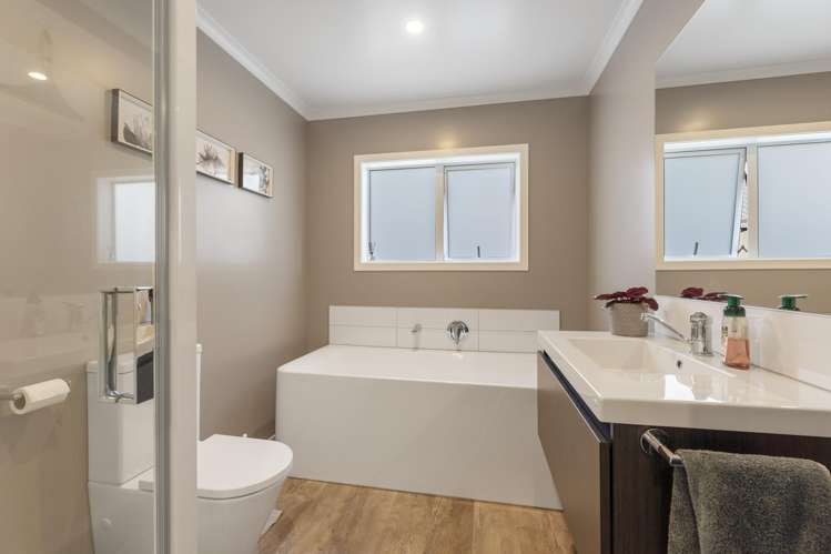 19 Enereta Road Otaki_11