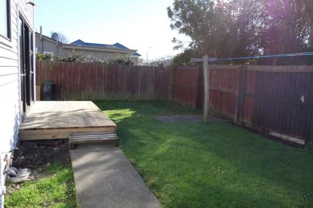 2/120 Osborne Street Waltham_4