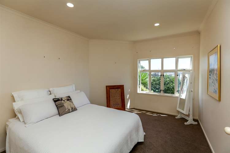 8 Beach Street Fitzroy_15