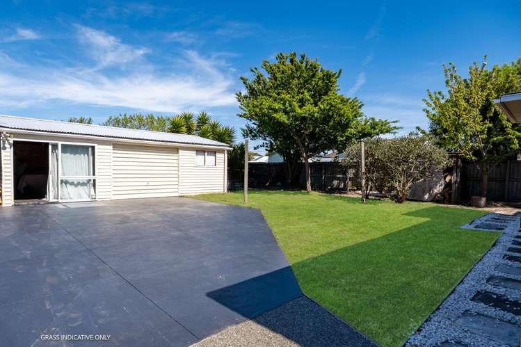 34 Achilles Street Burwood_19