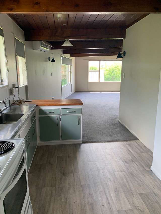 1A Lyndhurst Road Te Atatu South_1
