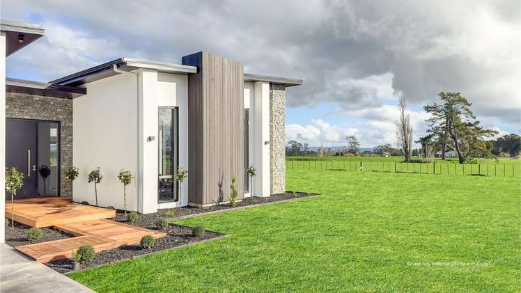 65 Livingstone Road Ngahinapouri_6