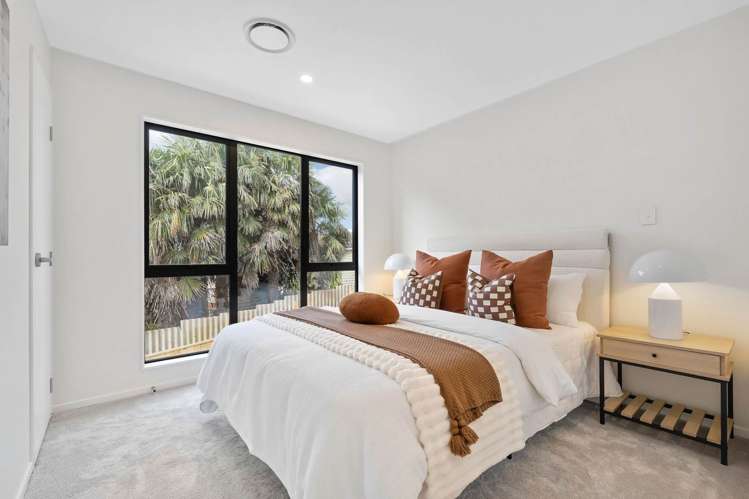 2/129 Arran Road Browns Bay_17