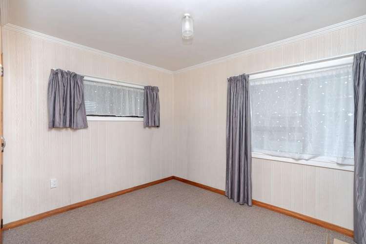 13 Ries Street Dannevirke_11