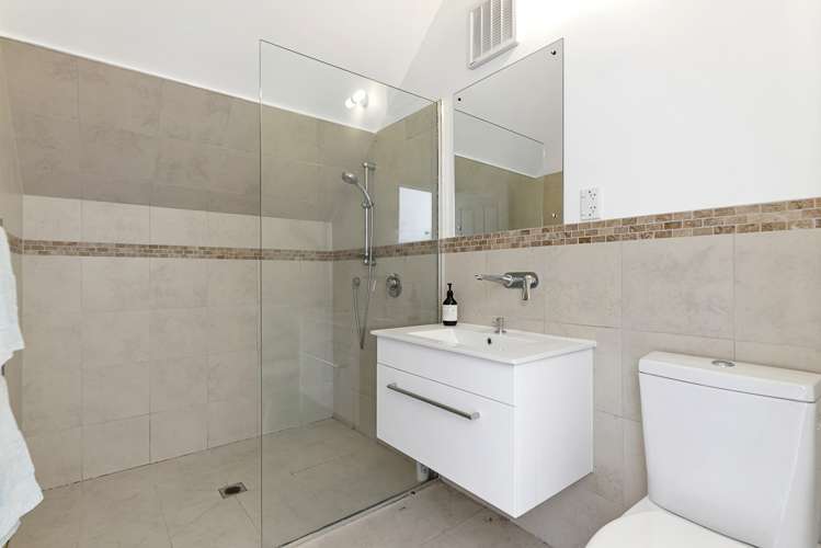 139 Second View Avenue Beachlands_12