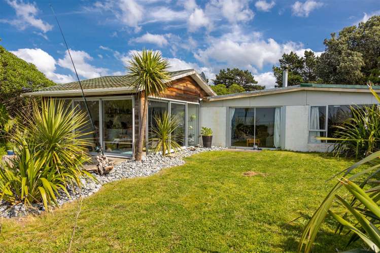 46 Rarangi Beach Road Rarangi_15
