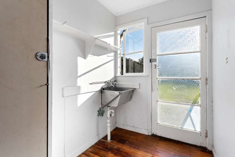 12 Burns Street Tawhero_10