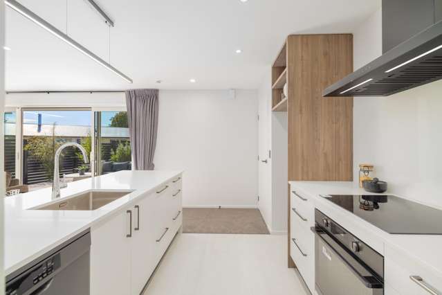8b Wychwood Crescent Bishopdale_2