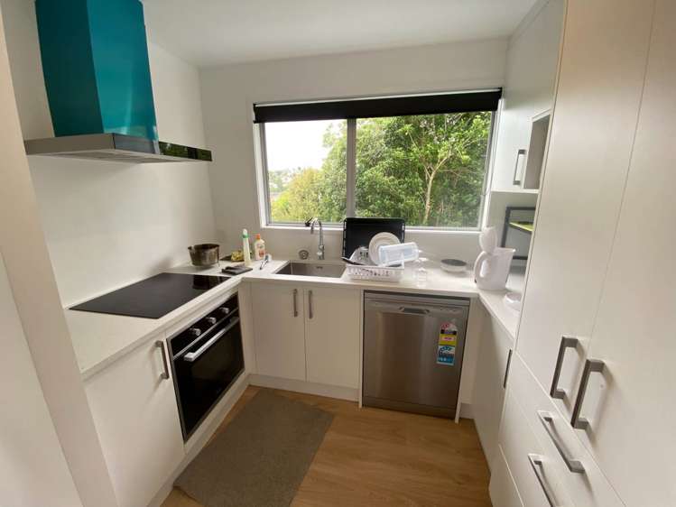 1/28 Mannering Place Hillcrest_4