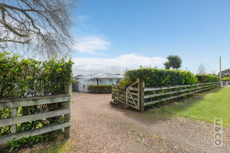 8 Hanham Road Kumeu_17