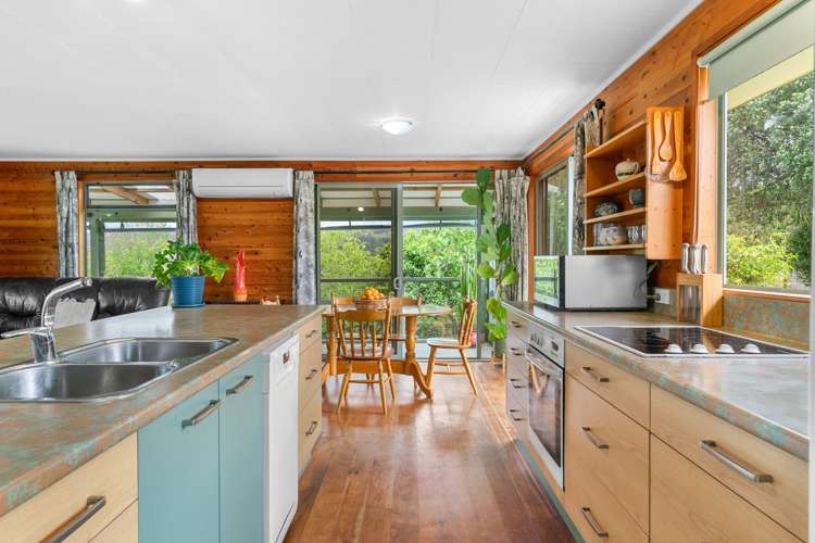 46 Ritchie Road Parua Bay_5
