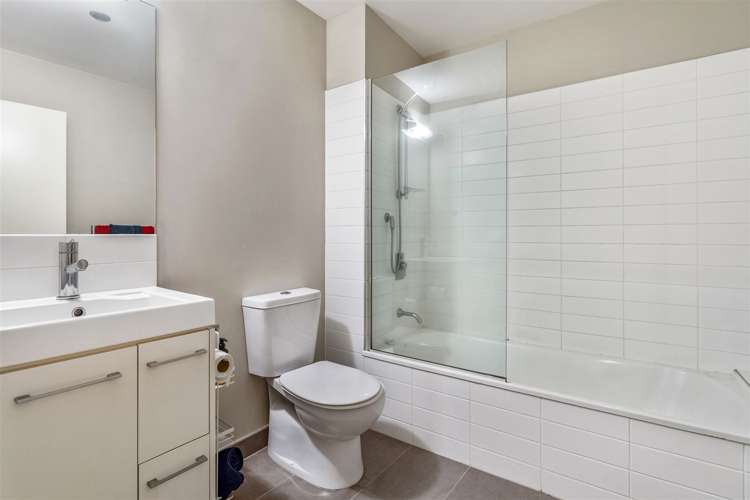 A103/525 East Coast Road Browns Bay_10