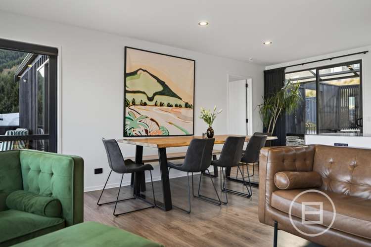 19 Stone Ridge Place Queenstown Hill_7