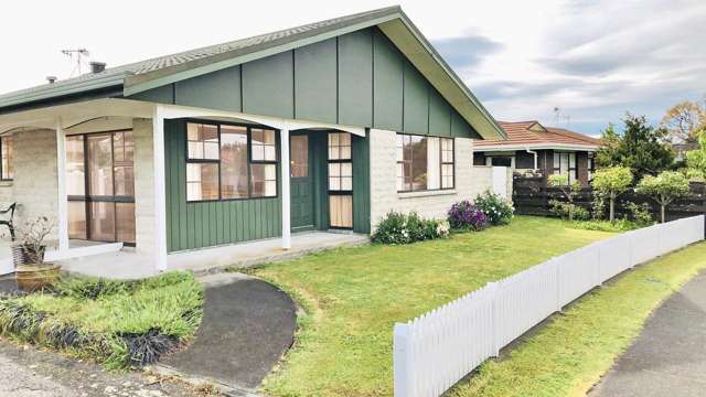 9 Nancy Avenue Feilding - 3 Bedroom