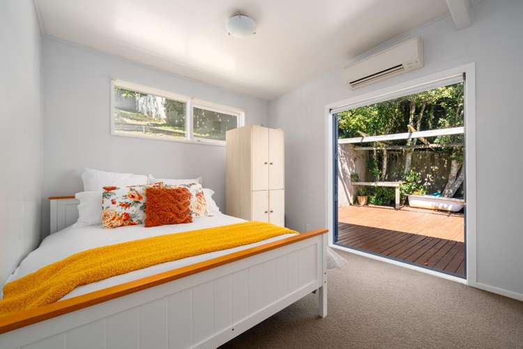 12A Silverbirch Grove Churton Park_11