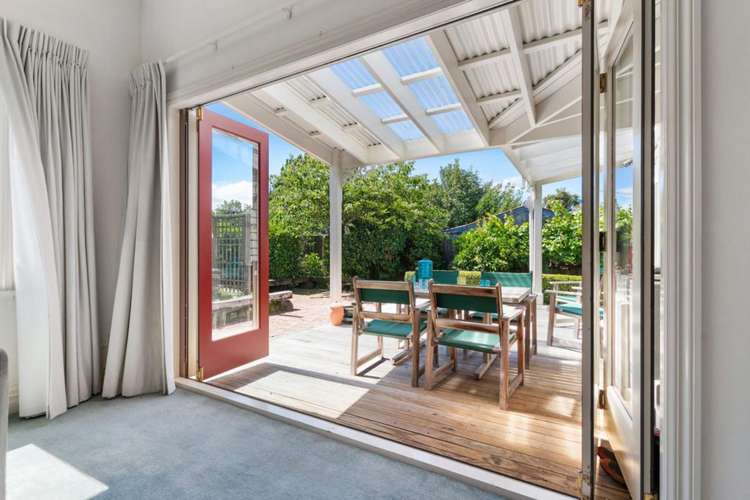 218 High Street South_1