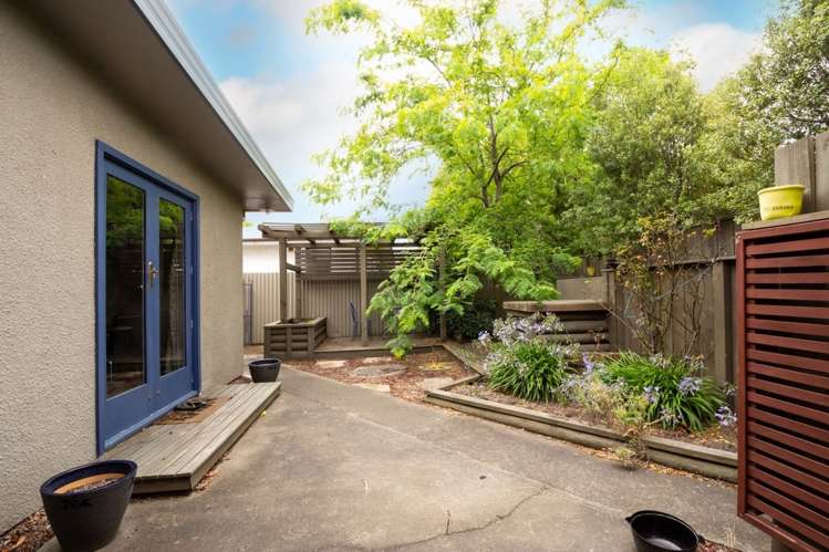 1/8 Faulkland Drive Witherlea_8