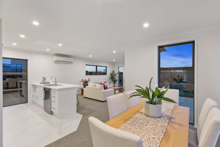 7 Squire Avenue Chartwell_6